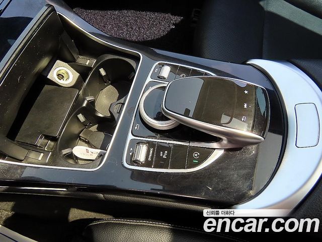 Mercedes-Benz C-Class C200