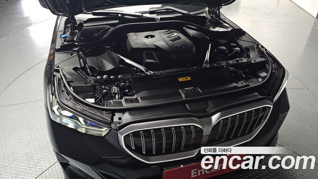 BMW 5Series (G60) 530e M Sport