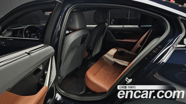 BMW 5Series (G60) 530e M Sport