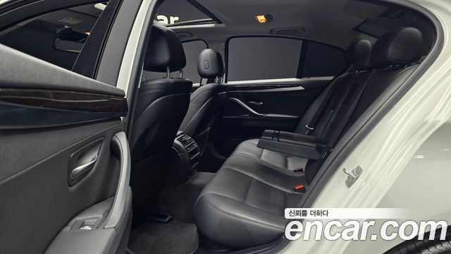 BMW 5-Series 528i xDrive M Aero Dynamic