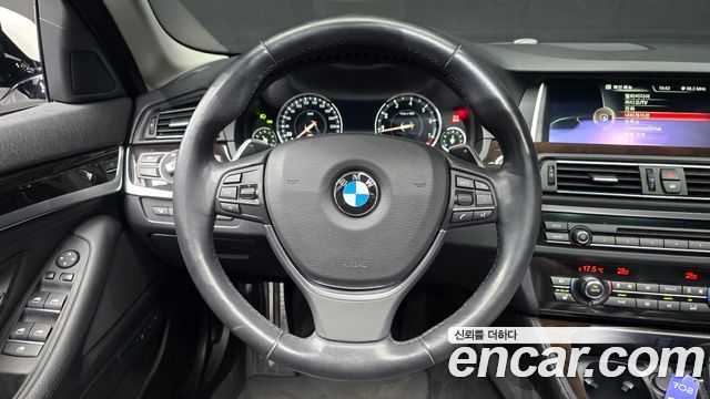 BMW 5-Series 528i xDrive M Aero Dynamic