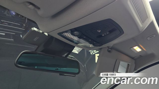 BMW 5-Series 528i xDrive M Aero Dynamic