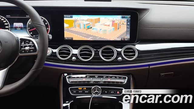 Mercedes-Benz E-Class E450 4MATIC Exclusive