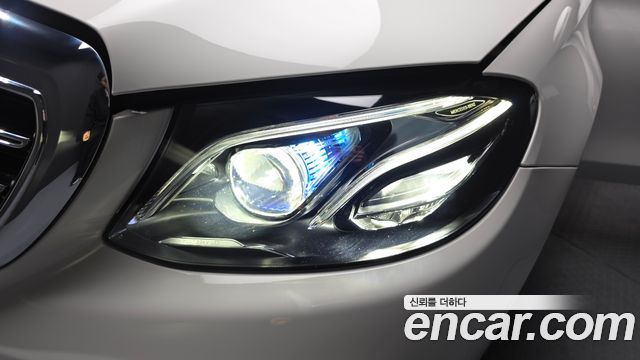 Mercedes-Benz E-Class E450 4MATIC Exclusive
