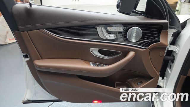 Mercedes-Benz E-Class E450 4MATIC Exclusive