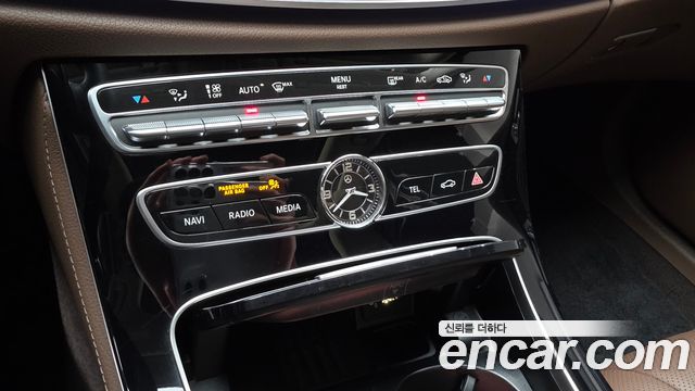 Mercedes-Benz E-Class E450 4MATIC Exclusive