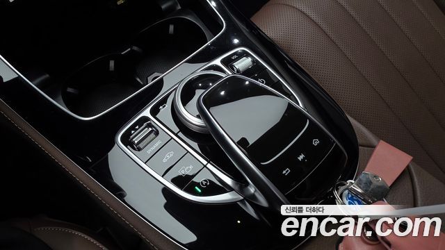 Mercedes-Benz E-Class E450 4MATIC Exclusive