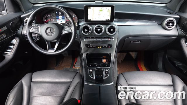 Mercedes-Benz GLC-Class GCL300 4MATIC Coupe