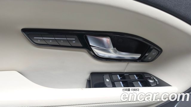 Land Rover Range Rover Evoque 2.0 TD4 HSE