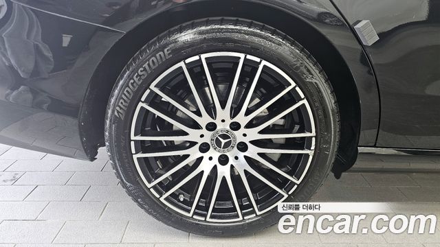 Mercedes-Benz C-Class C300 4MATIC Avantgarde
