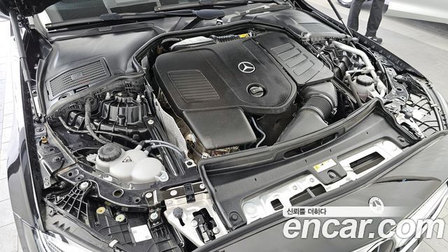 Mercedes-Benz C-Class C300 4MATIC Avantgarde