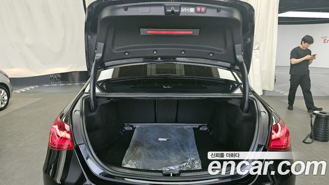 Mercedes-Benz C-Class C300 4MATIC Avantgarde