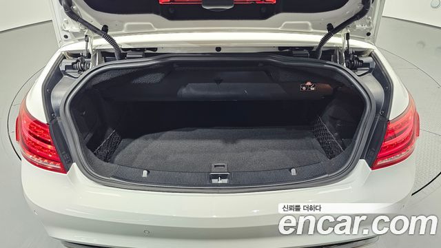 Mercedes-Benz E-Class E200 Cabriolet