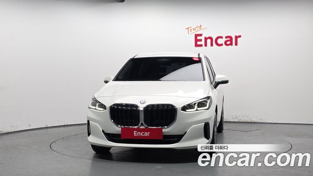 BMW 2-Series 220i Advantage