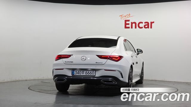 Mercedes-Benz CLA-Class CLA250 4MATIC