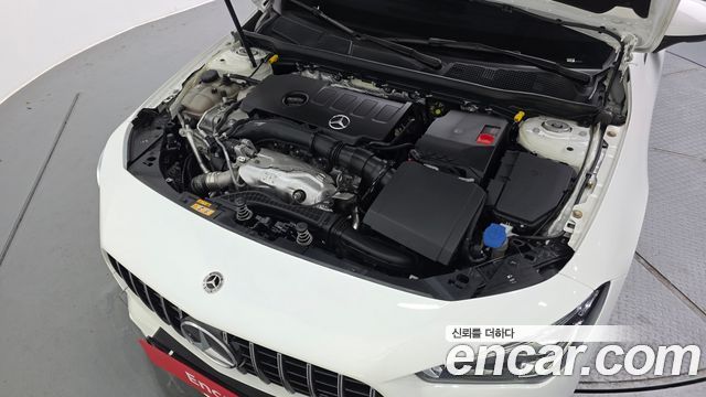 Mercedes-Benz CLA-Class CLA250 4MATIC