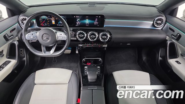 Mercedes-Benz CLA-Class CLA250 4MATIC