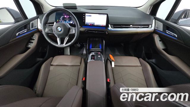BMW 2-Series 220i Luxury