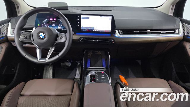BMW 2-Series 220i Luxury