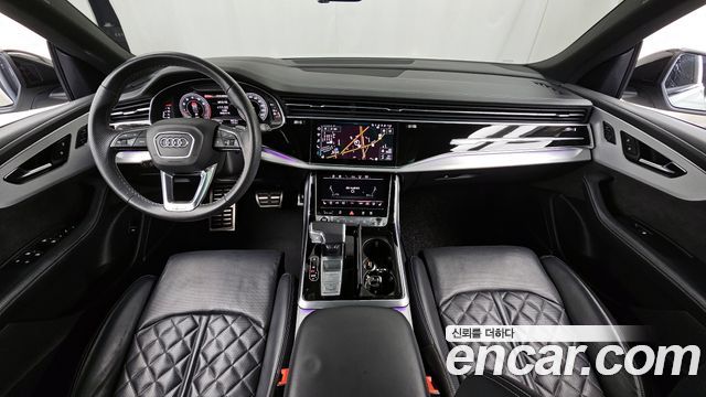 Audi Q8 55 TFSI Quattro Premium