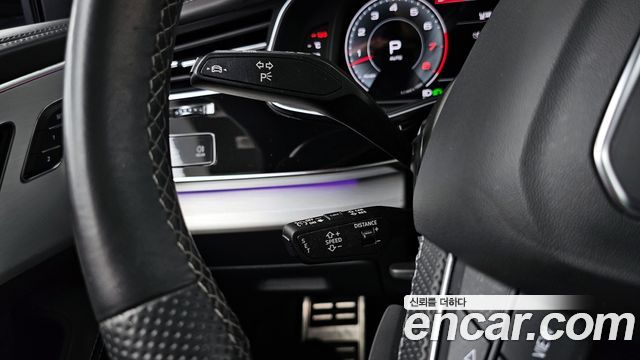 Audi Q8 55 TFSI Quattro Premium