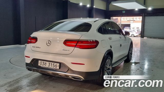 Mercedes-Benz GLC-Class GLC220 d 4MATIC Coupe