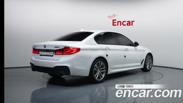BMW 5-Series 530i xDrive M Sport Package
