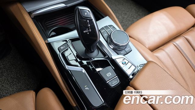 BMW 5-Series 530i xDrive M Sport Package