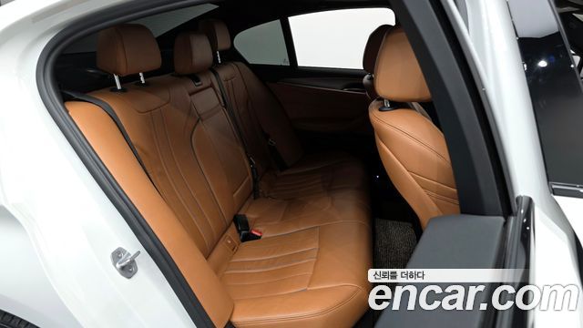 BMW 5-Series 530i xDrive M Sport Package