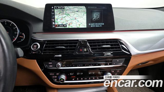 BMW 5-Series 530i xDrive M Sport Package