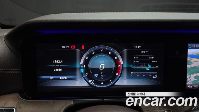 Mercedes-Benz E-Class E300 4MATIC Exclusive
