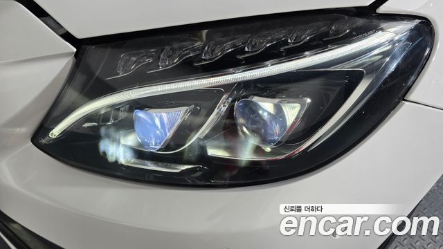 Mercedes-Benz C-Class C63 AMG Coupe