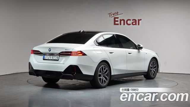 BMW 5Series (G60) 520i M Sport