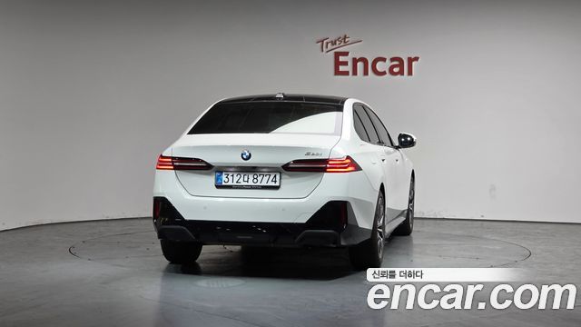 BMW 5Series (G60) 520i M Sport