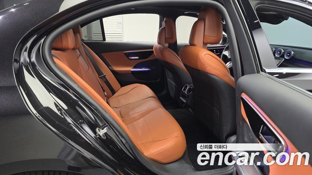 Mercedes-Benz C-Class C200 4MATIC Avantgarde