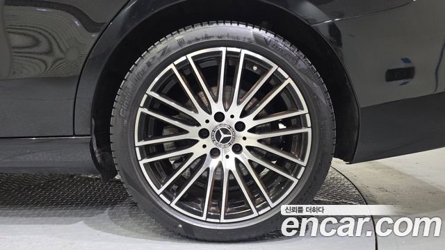 Mercedes-Benz C-Class C200 4MATIC Avantgarde