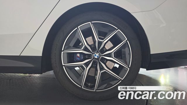 BMW 5-Series 520i M Sport