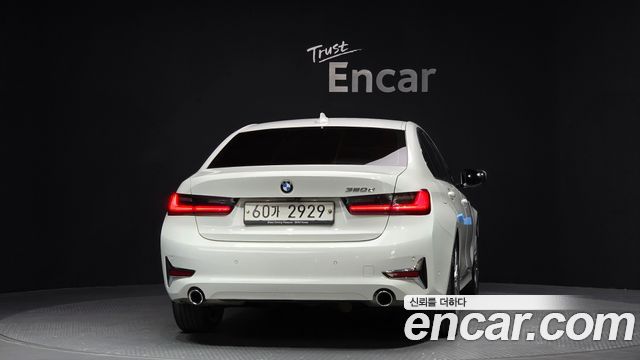 BMW 3-Series 320d Luxury