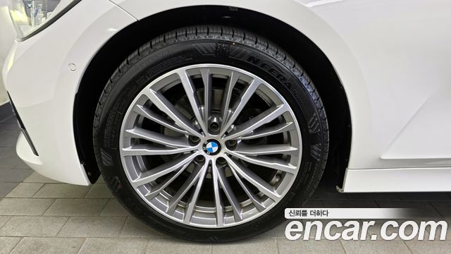 BMW 3-Series 320d Luxury