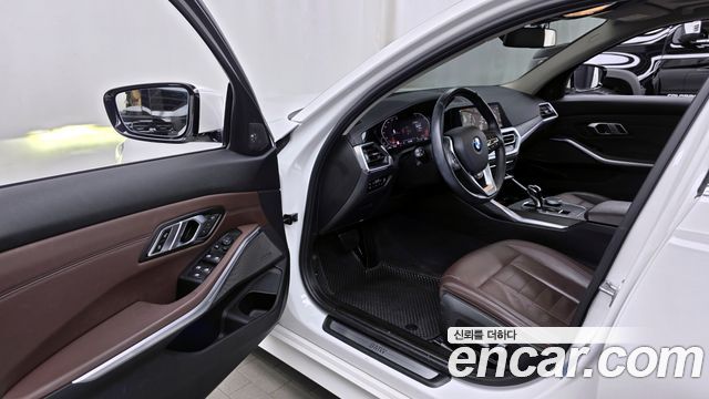 BMW 3-Series 320d Luxury