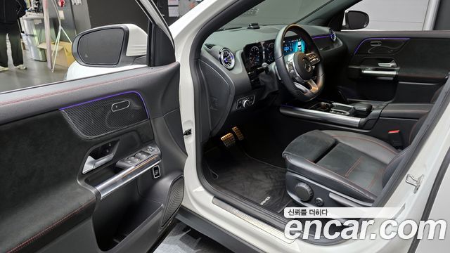 Mercedes-Benz GLA-Class GLA250 4MATIC