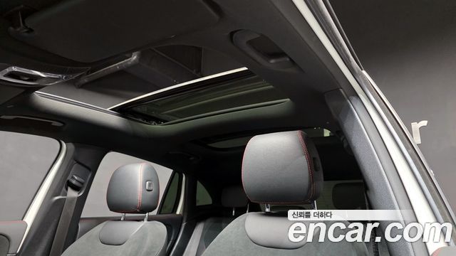 Mercedes-Benz GLA-Class GLA250 4MATIC