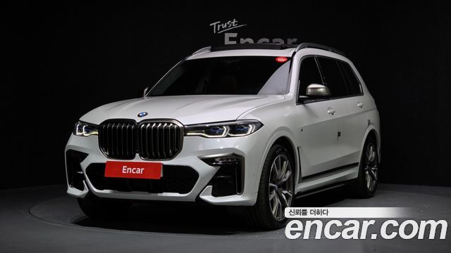 BMW X7 M50i 6STR