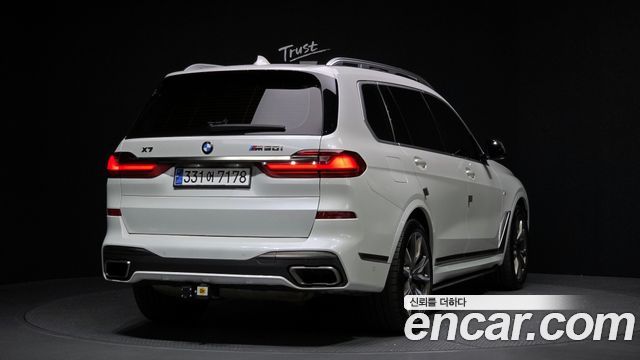 BMW X7 M50i 6STR