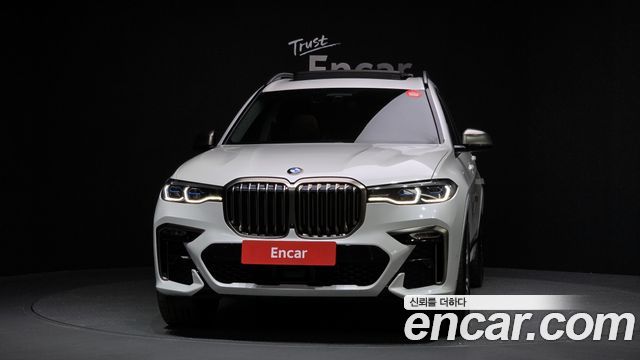 BMW X7 M50i 6STR