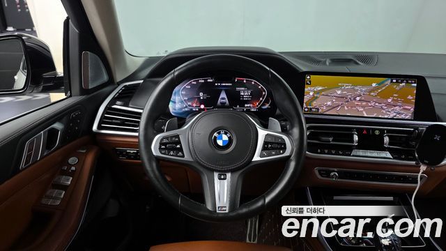 BMW X7 M50i 6STR