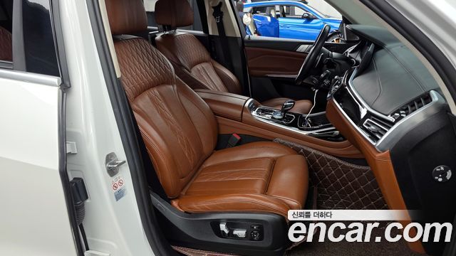 BMW X7 M50i 6STR