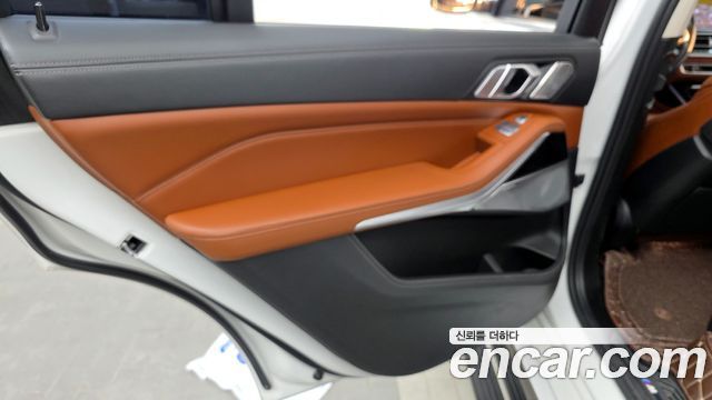 BMW X7 M50i 6STR