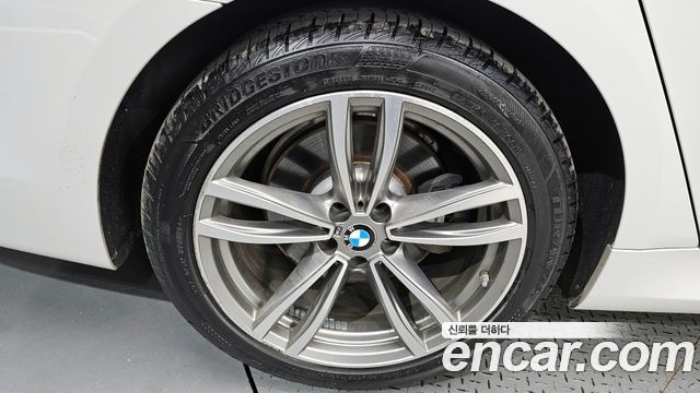 BMW 7-Series 740Li xDrive M Sport Package