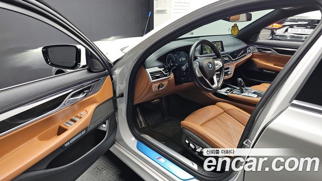BMW 7-Series 740Li xDrive M Sport Package